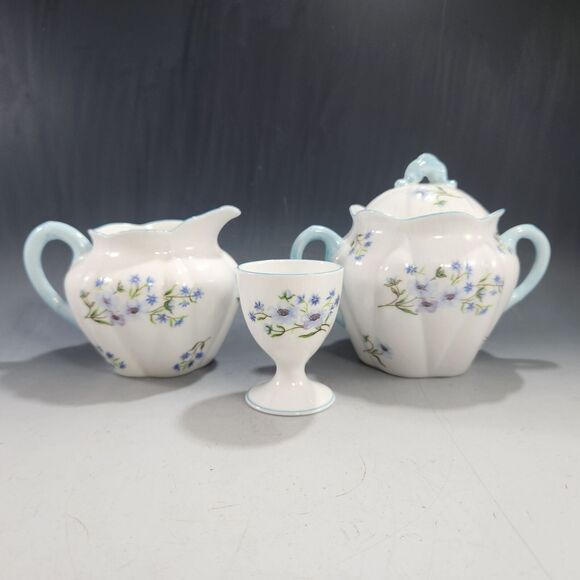 Shelley Blue Rock Covered Sugar & Creamer Set w Matching Egg Cup Bone China VTG - Picture 3 of 8